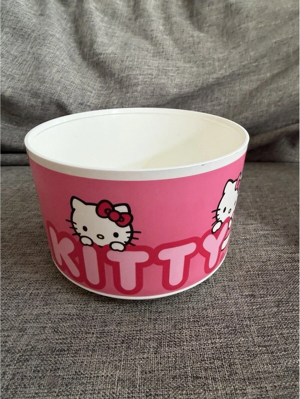 Tupperware Limited Edition Hello Kitty One Touch Collection Set Of 3 NO LIDS
